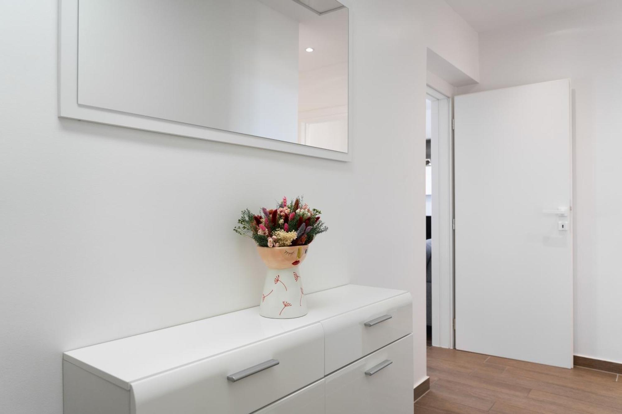 Ana Apartma Makarska